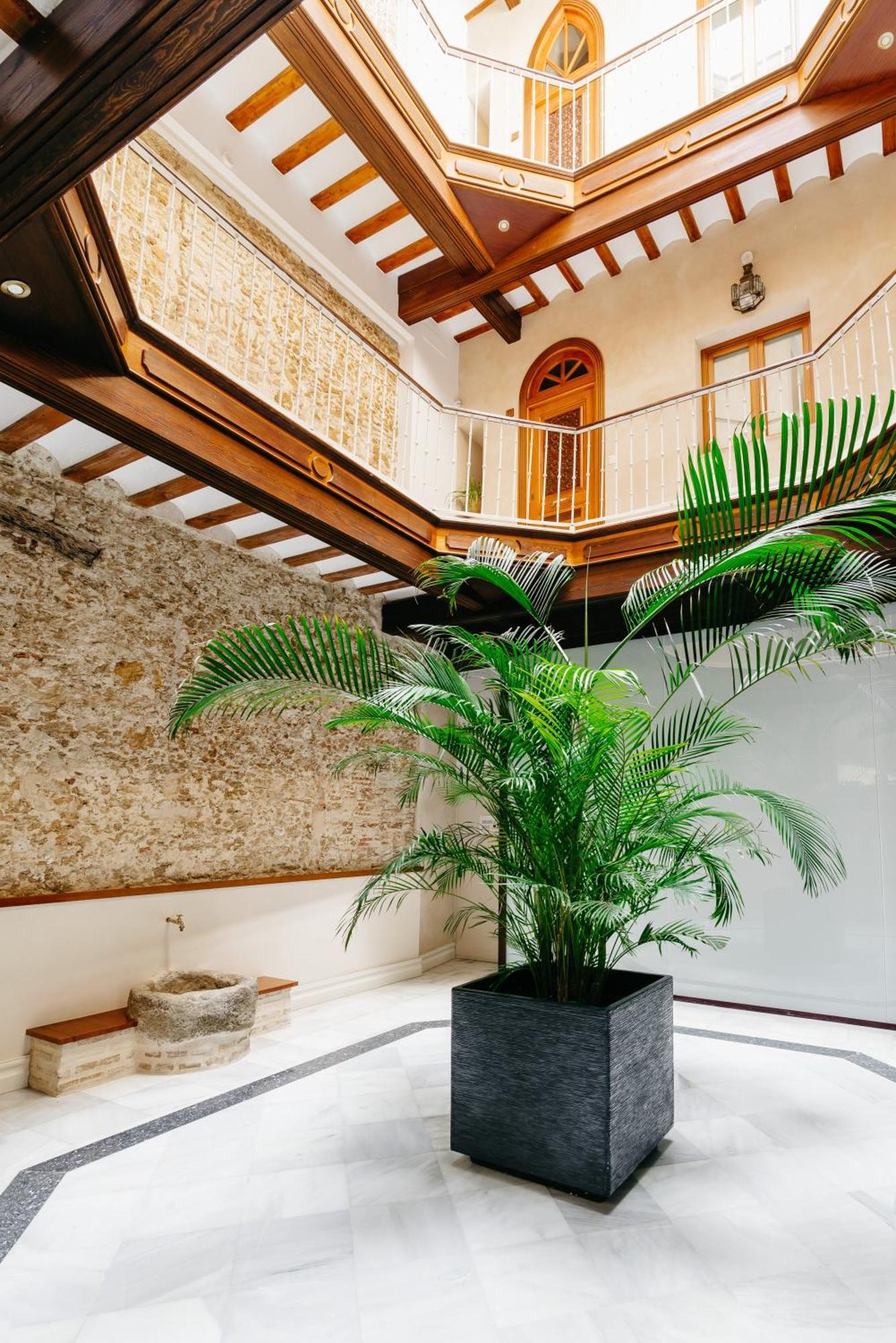 Inncadizpalacio Apolo Dış mekan fotoğraf
